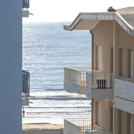 Hotel Arizona Lido di Jesolo Dış mekan fotoğraf