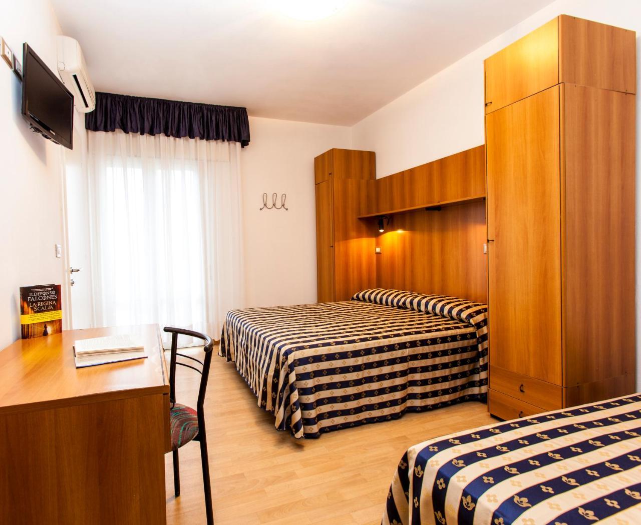 Hotel Arizona Lido di Jesolo Dış mekan fotoğraf